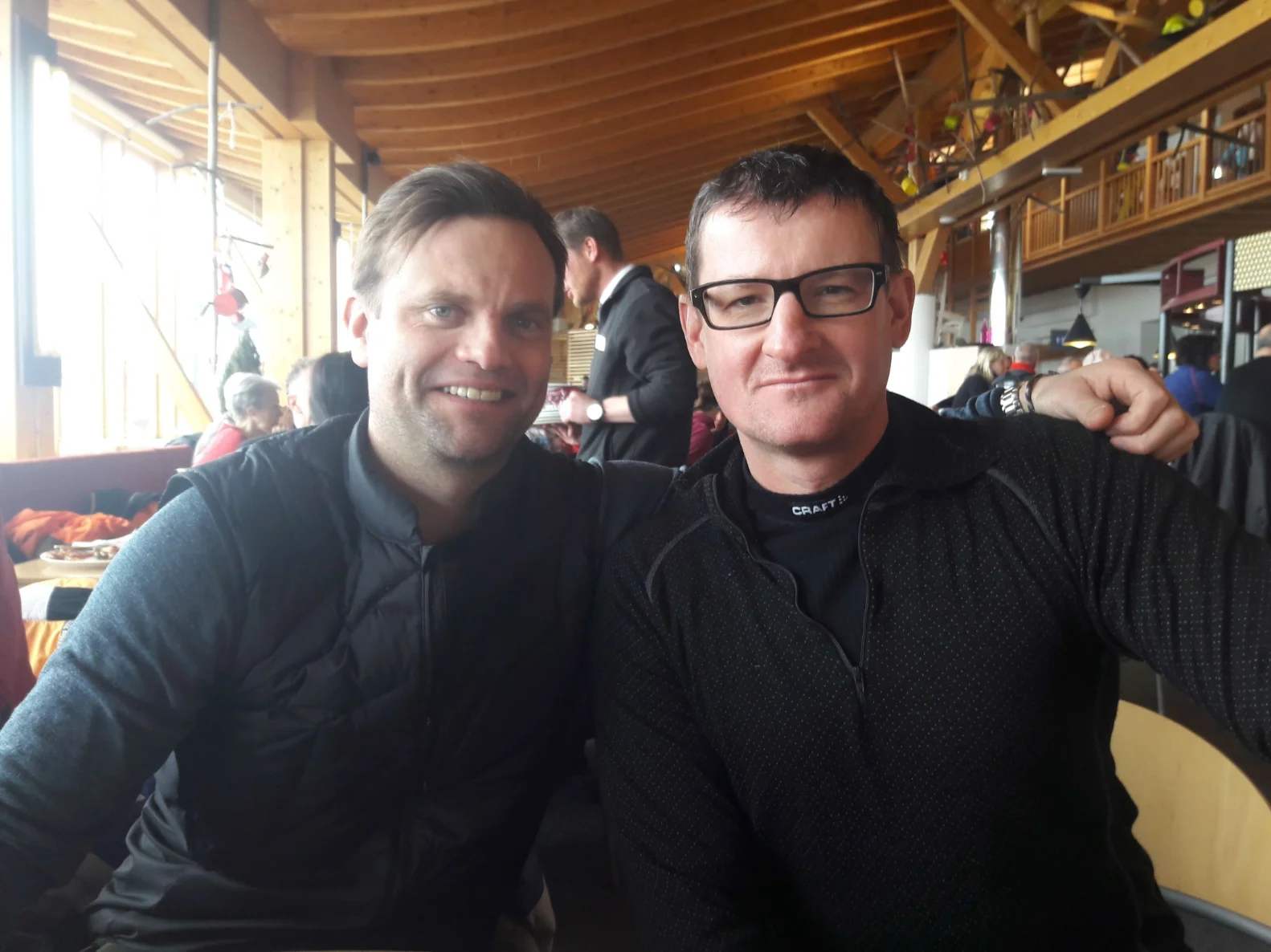 Účastníci pracovního setkání Izolprotanu a společnosti Protan A/S během společného programu v Tyrolsku.