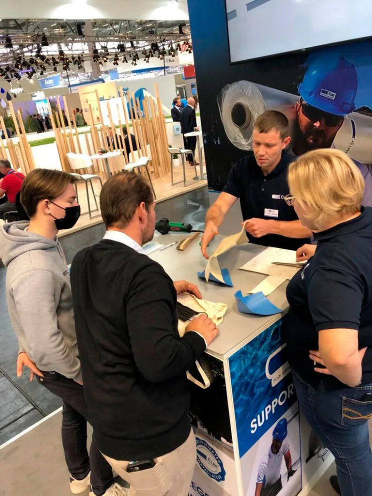 Představování firmy na veletrhu v Kolíně nad Rýnem