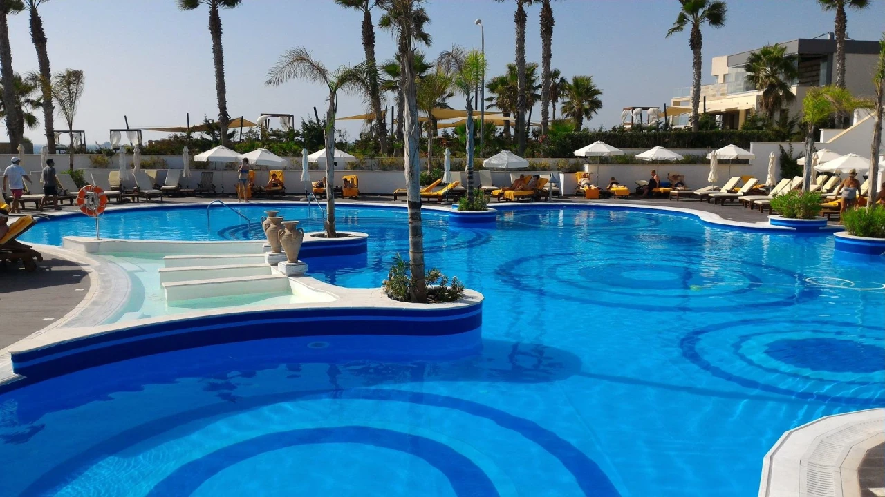 Bazén adriantic blue