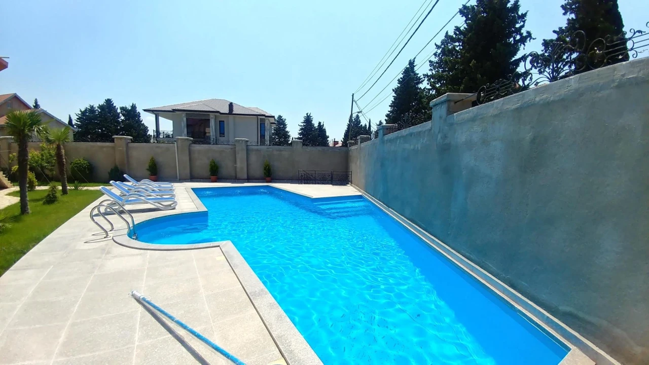 Bazén adriantic blue