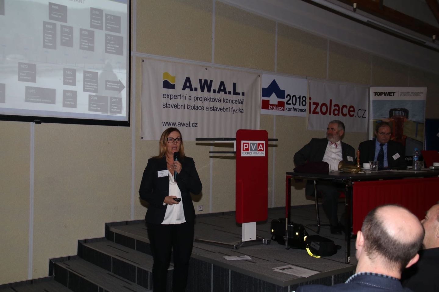 Hege Gunnerud přednáší na konferenci