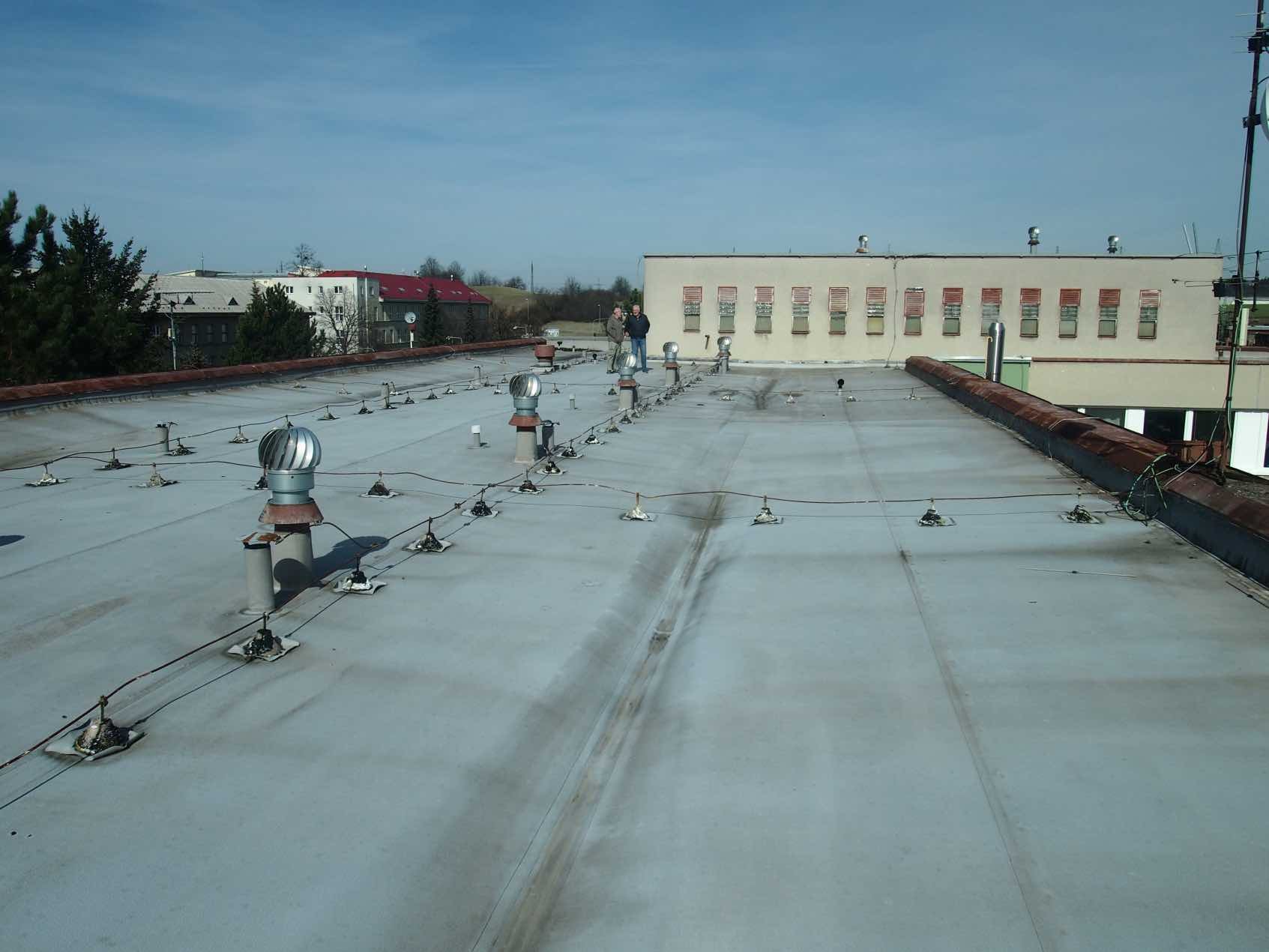 Střecha polikliniky v Rychnově nad Kněžnou