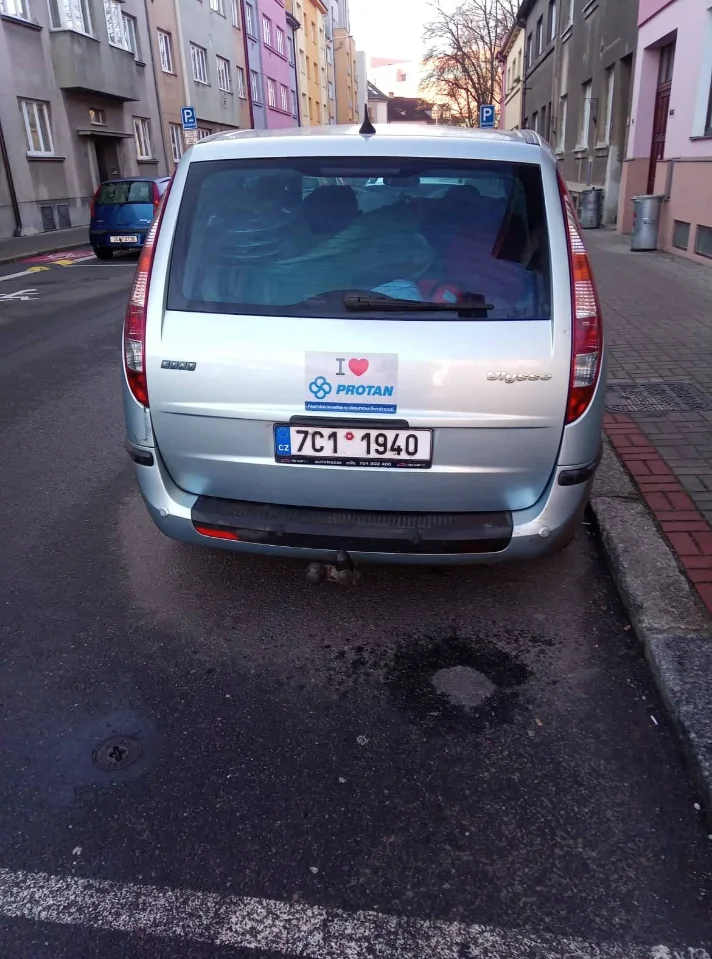 Naše „samolepková kampaň“ má úspěch