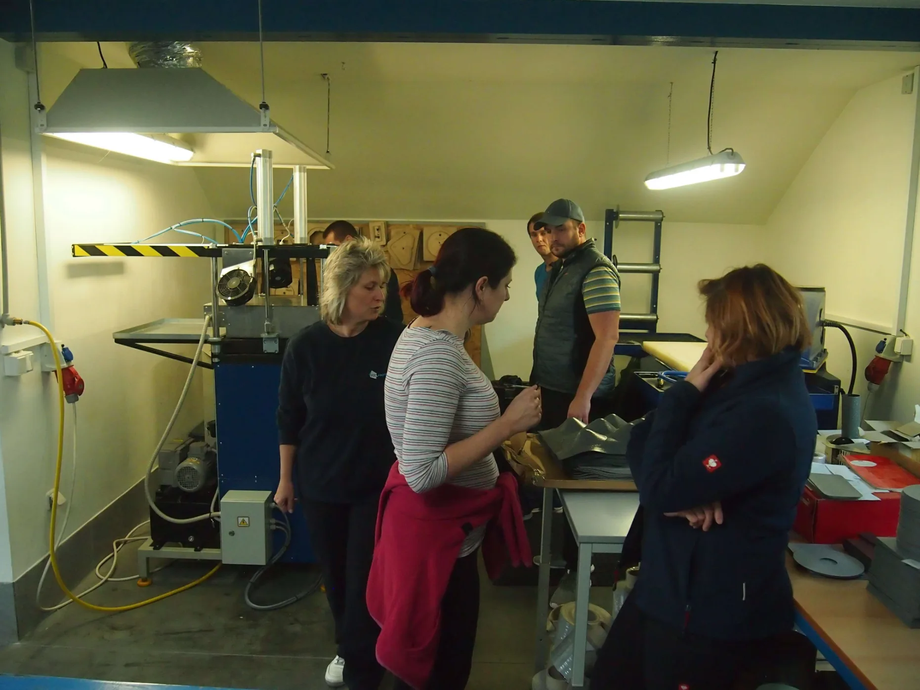 Nový vakuový stroj