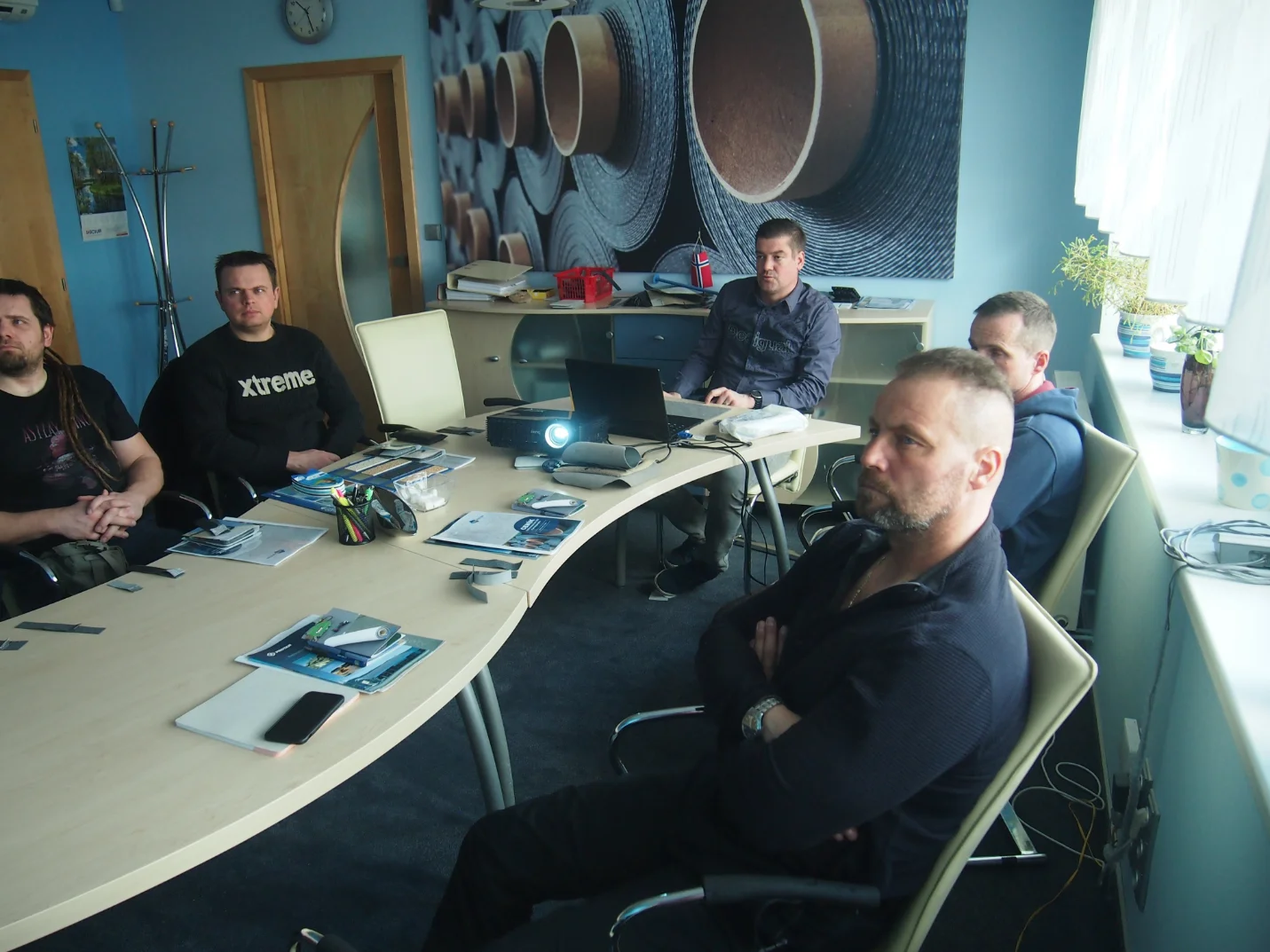 Podívejte se, jak v Česticích probíhala v tomto týdnu školení izolatérů