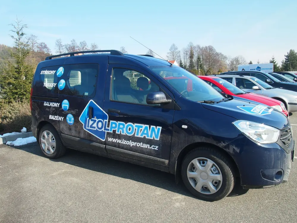 Firemní vůz Izolprotan - mobilní servis hydroizolace střech a teras