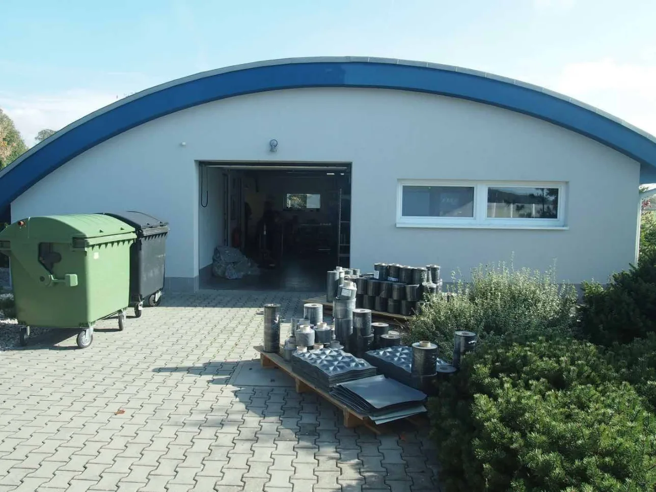 Nový vakuový stroj