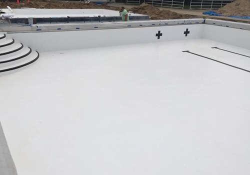 Fotografie z realizace potažení bazénu do Protan folie ELBEblue line