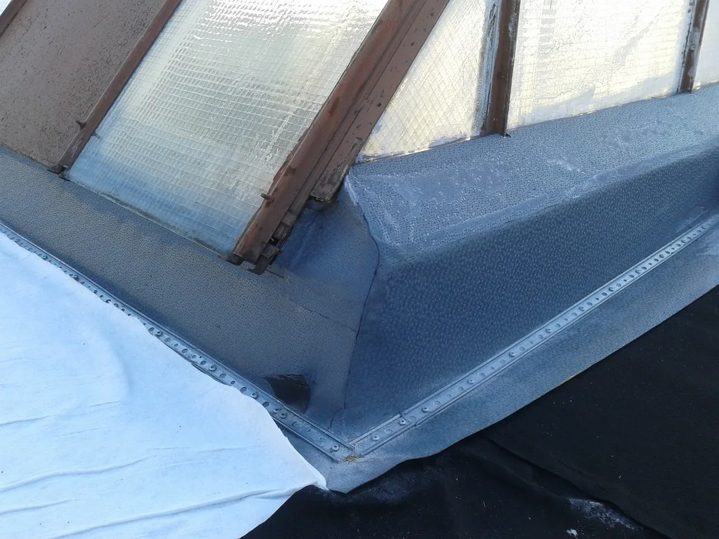 Právě realizujeme střechu s vakuovým systémem kotvení