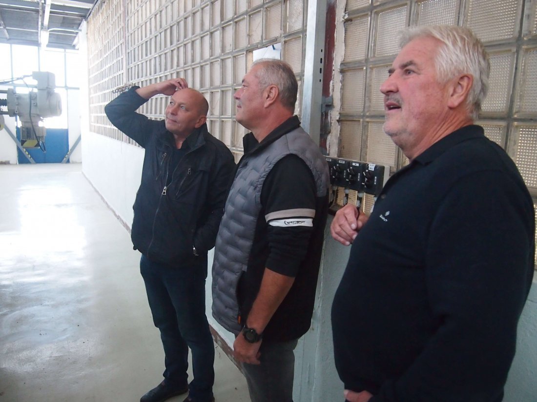 Zleva ing. Ladislav Hájek, Jiří Bartáček a Jaromír Jandík