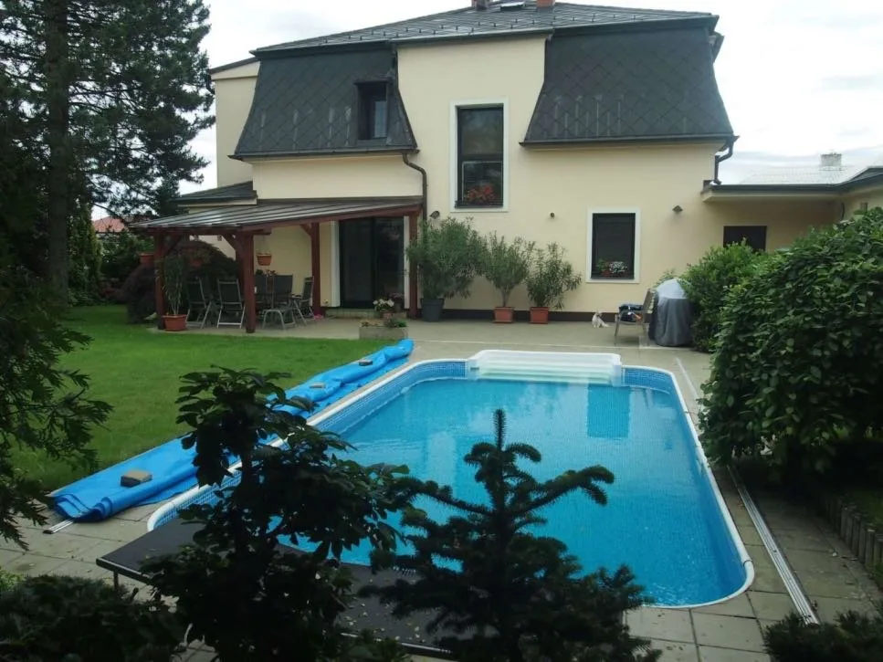 Rekonstrukce bazénu