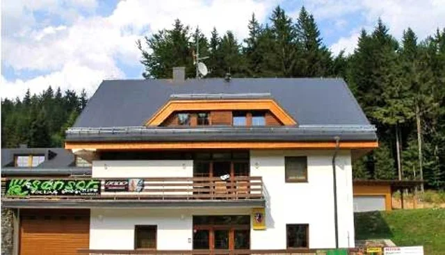 Reference střechy služebny Horské služby v Říčkách