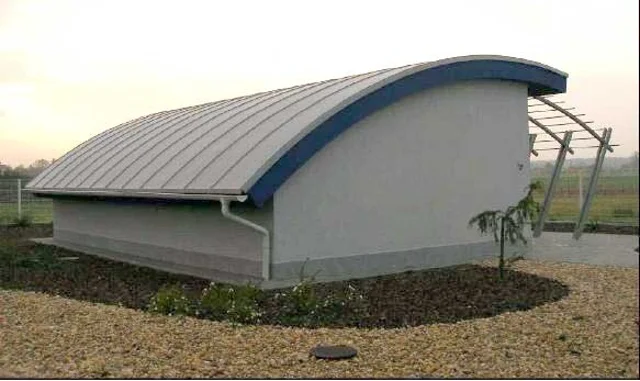 Reference střechy sídla firmy v Česticích