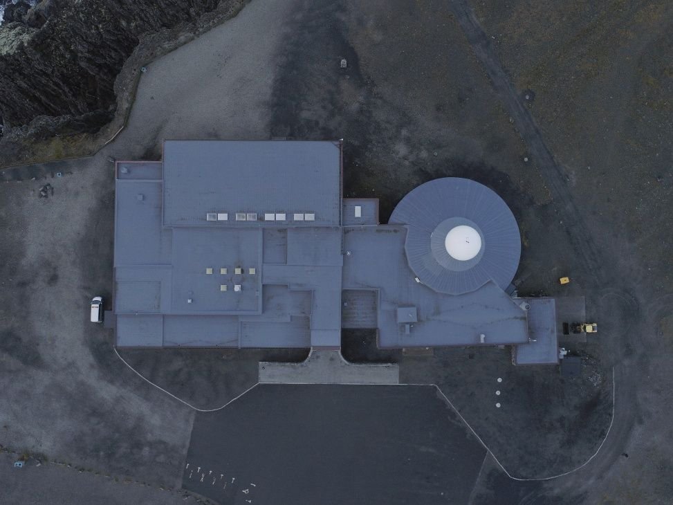 Střechu budovy Nordkapphalle na Severním mysu pokrývá Protan