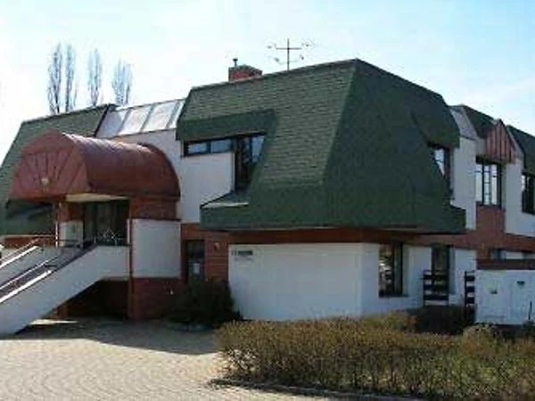 Střecha krytá zásypem